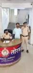 धारदार चाकू लेकर घूम रहे थे दो, पुलिस की नजर पड़ी तो खुला राज