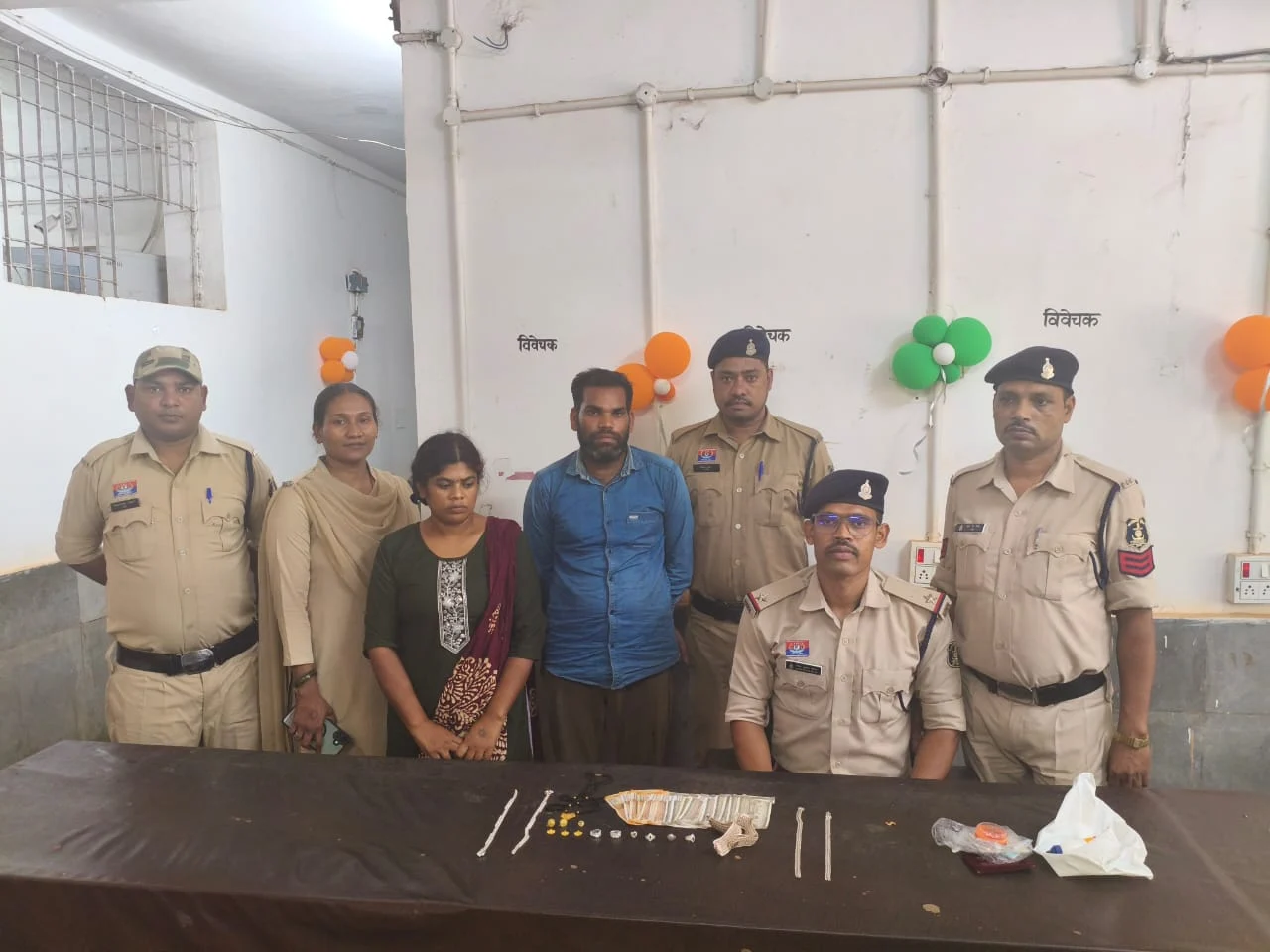दिनदहाड़े लाखों की चोरी का 24 घंटे में खुलासा, चोर गिरफ्तार… सोना-चांदी का पूरा माल बरामद