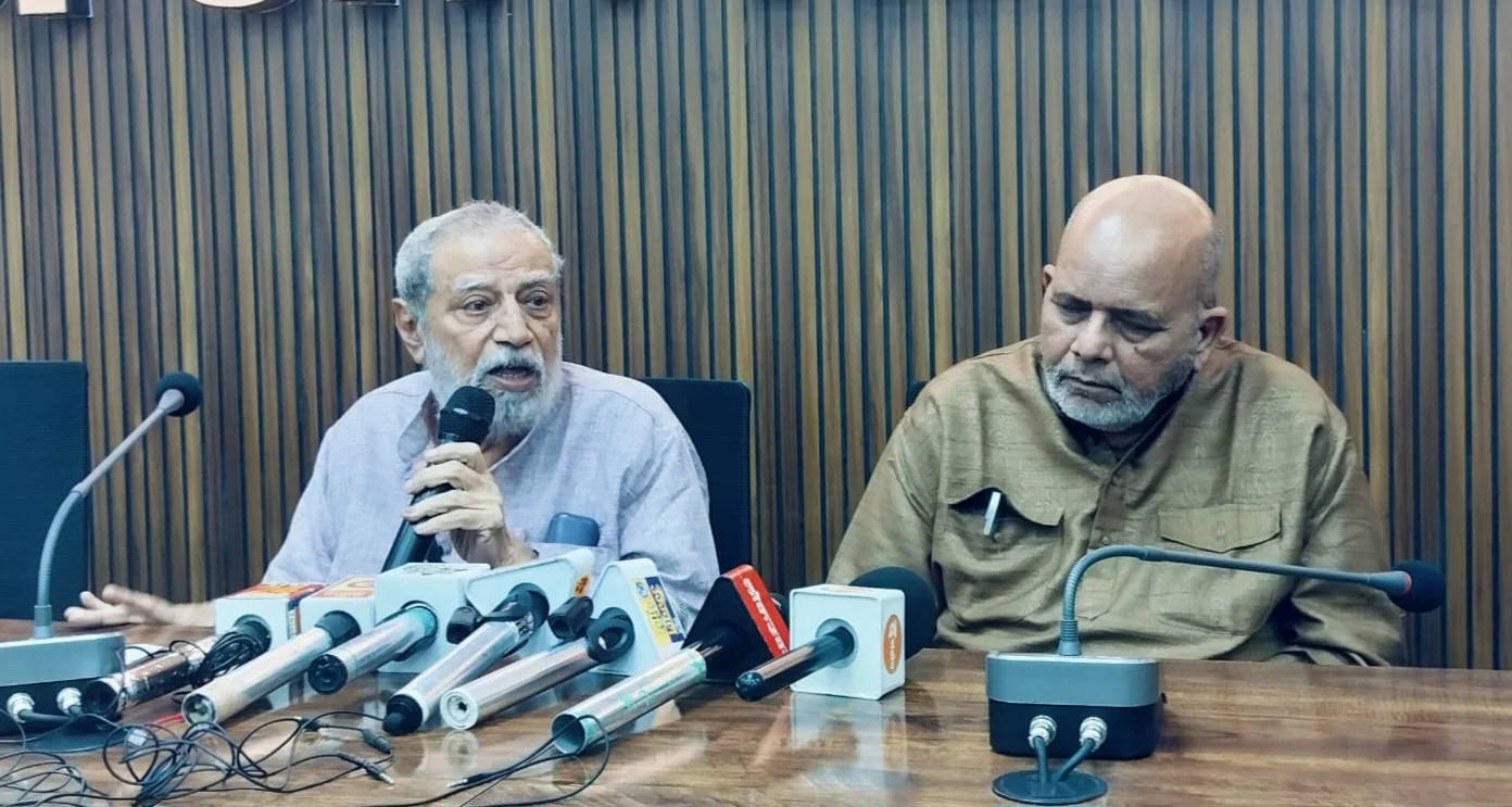 आंदोलन जनता के हैं या किसी और के एजेंडे पर? रघु ठाकुर ने ‘जेन-जी’ से लेकर NEET तक उठाए सवाल