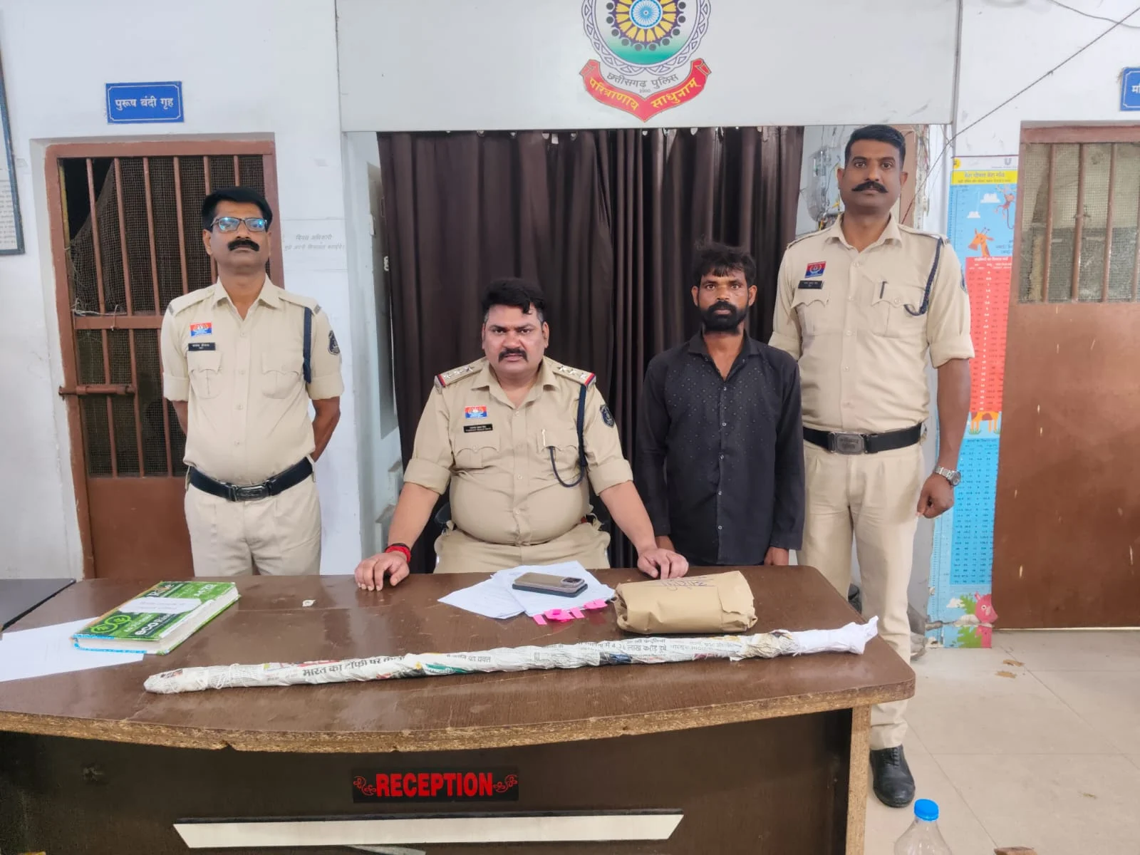 राखी के त्योहार पर घर में खूनी खेल, भाई ने सब्बल से भाई की जान ली; आरोपी गिरफ्तार