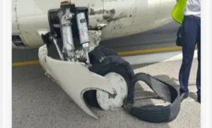Bilaspur Airport पर लैंडिंग के दौरान विमान का टायर फटा, 35 यात्री बाल-बाल बचे
