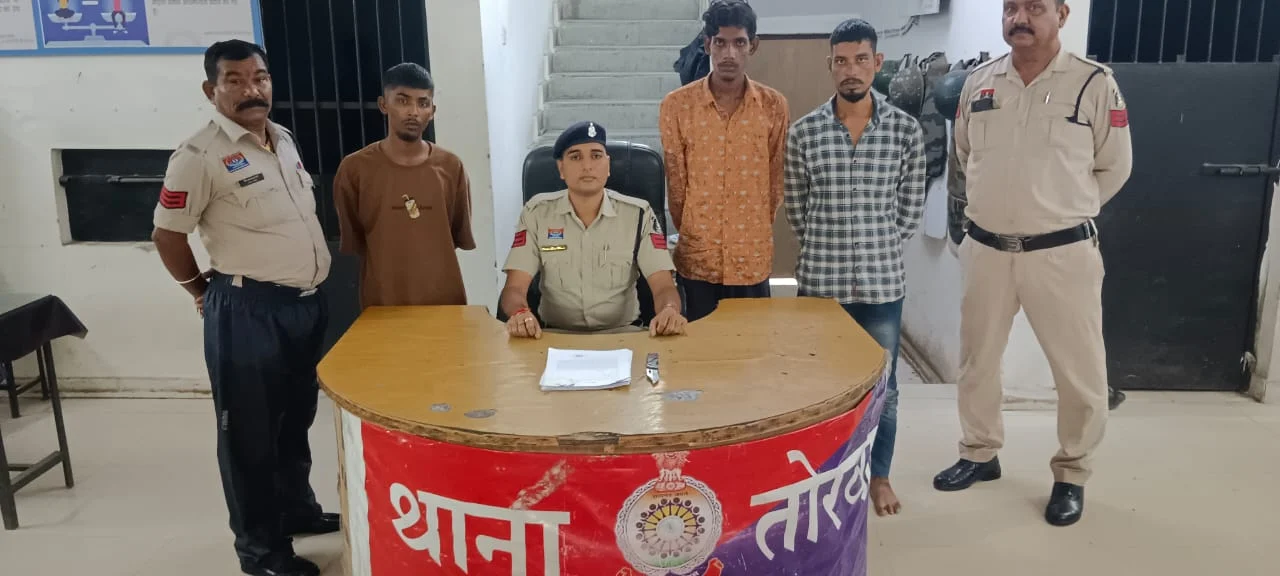 मामूली विवाद में गाली-गलौज से चाकूबाजी ..तक  पुलिस ने तीन बदमाशों को दबोचा..एक फरार