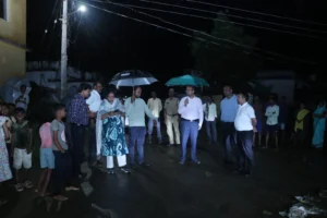 Kanker heavy rain – जल भराव वाले क्षेत्रों में सतत निगरानी रखने कलेक्टर ने दिए निर्देश,प्रशासनिक अधिकारियों द्वारा जलभराव वाले क्षेत्रों का निरीक्षण