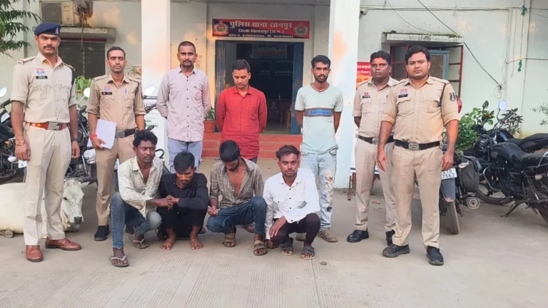 चाकू की नोक पर खौफ, चौक पर अड्डेबाजी का खेल भी बंद; एक दिन में 8 गिरफ्तार