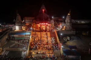 सेवा संकल्प अभियान-आशीर्वाद का दीया से जगमगाया मां बम्लेश्वरी मंदिर प्रांगण