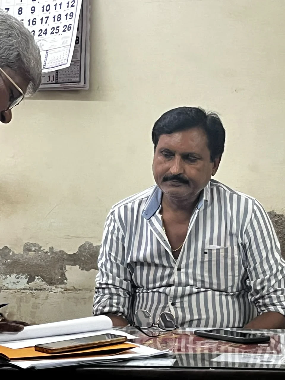 सामान्य सभा के बीच निगम में एसीबी का ट्रैप, 10 हजार की रिश्वत लेते सम्पदा शाखा का कर्मचारी रंगे हाथ गिरफ्तार