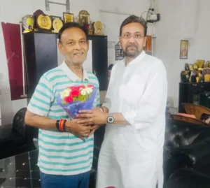 इलाज के बाद घर लौटे विजय केशरवानी, कांग्रेस के छत्तीसगढ़ सह प्रभारी विजय जांगिड ने जाना हाल