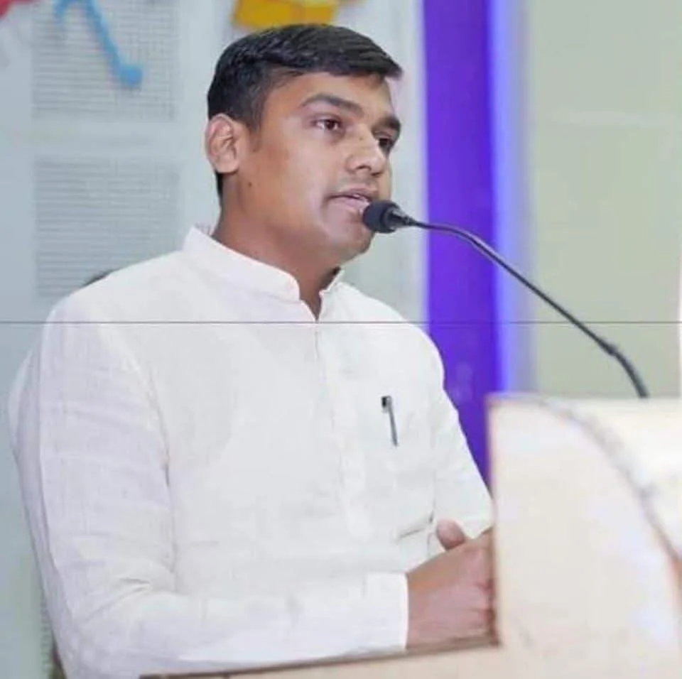 विधायक बोले—राजनीति नहीं, गौरहा ने पूछा—फिर प्रचार में भाजपा क्यों?