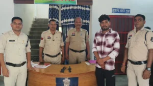 बस स्टैंड के पास चाकू लहराने का खेल..सूचना पर पहुंची पुलिस, आरोपी जेल भेजा गया