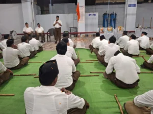 RSS दाहिर उपनगर संजीवनी प्रभात शाखा का पथसंचलन