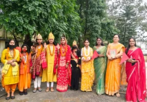 बिलासा कन्या महाविद्यालय में वाल्मीकि जयंती पर निकली भव्य शोभायात्रा, श्रीराम दरबार की आकर्षक झांकी ने मन मोहा