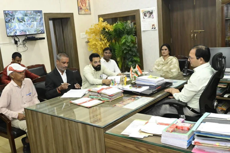 वोट देने से पहले जांच लें अपना नाम! 12 नवंबर को आएगी मतदाता सूची, 11 दिसंबर तक दावा-आपत्ति का मौका