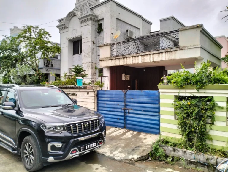 सुबह-सुबह अलका एवेन्यू में ईओडब्ल्यू-एसीबी का छापा, कोयला कारोबारी शाहबाज खान के ठिकाने पर खंगाले जा रहे दस्तावेज